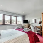 2 Bed In Carnforth Oc-s34803 *