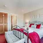 2 Bed In Carnforth Oc-s34803 別荘 *