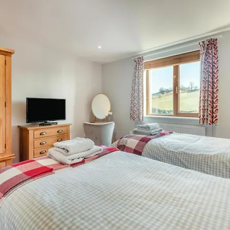 2 Bed In Carnforth Oc-s34803